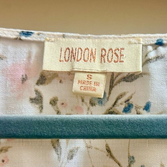 Floral Blouse with Bell Sleeves - Picture 6 of 6